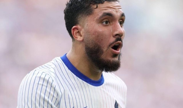 曼联全力追逐法甲助攻王谢尔基，转会市场风云再起