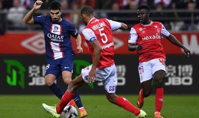 法甲关键战：里尔主场冲欧冠，兰斯客场保级