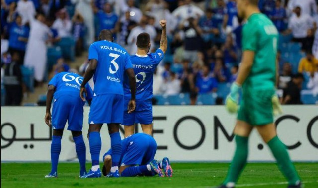 足坛悲喜一夜！罗马1-2倒下，连续19轮不败终结，C罗缺席4大皆空