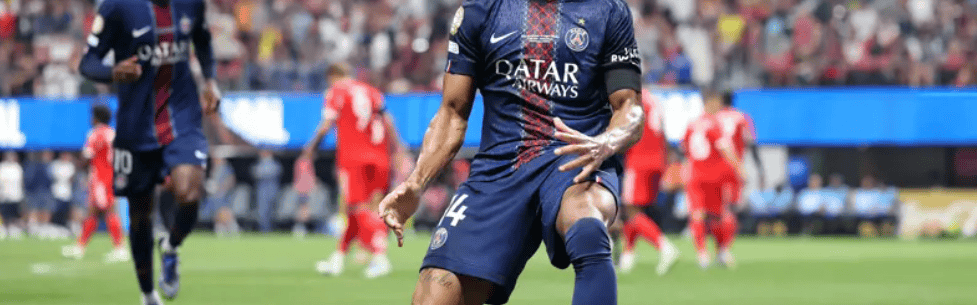 2人被红牌罚下！新科欧冠冠军2-0，杀进世俱杯四强，还送拜仁出局