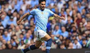 34岁老将倒钩破门，曼城1:0，稳住第三，欧冠资格到手了