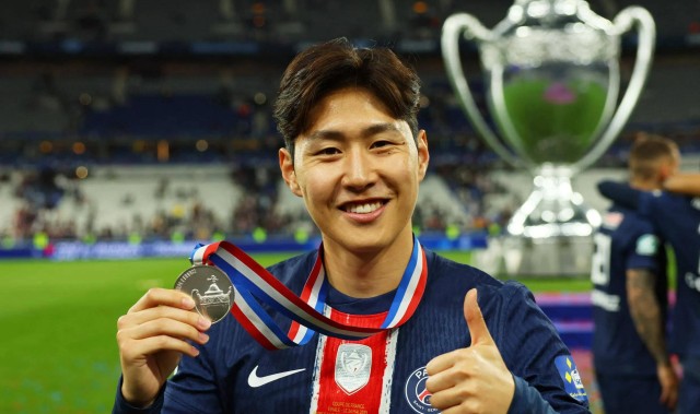 恭喜！巴黎确认夏季首笔引援，皇马弃将加盟，核心球员离队