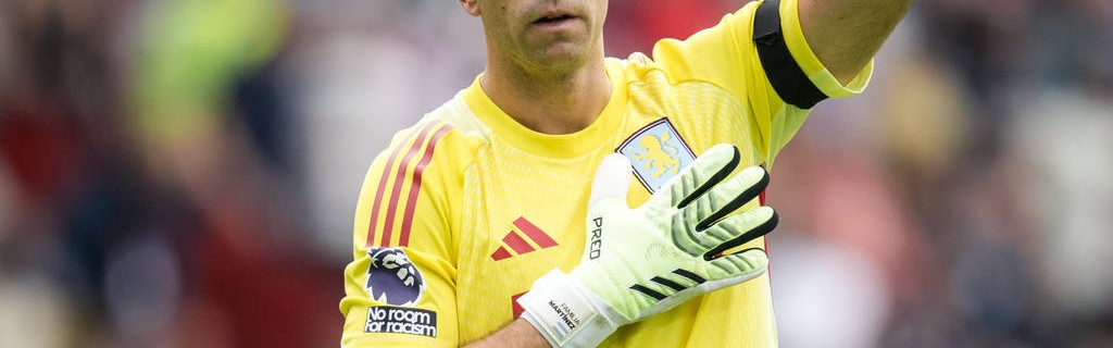 两手操作！曝曼联仍想签维拉的大马丁 同时在谈拉门斯